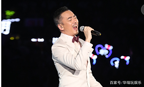 麦子杰在演唱会前一天,自己父母被杀,事后退出歌坛,现在归来 麦子杰在演唱会前一天,自己父母被杀,事后退出歌坛,现在归来