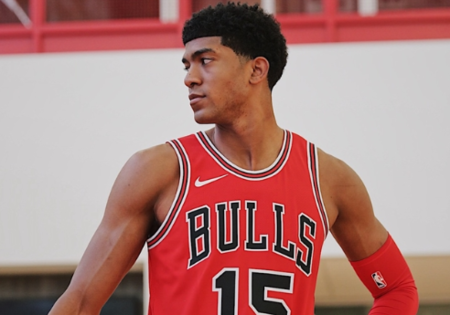 钱德勒-哈奇森预计将在今日与马刺比赛中复出