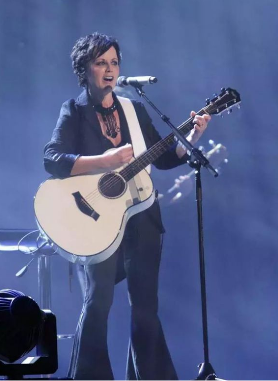 小红莓乐队(the cranberries) 主唱dolores去世