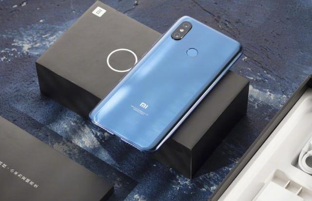 今日神评论:差价两百元魅族16th和小米8你选哪款?