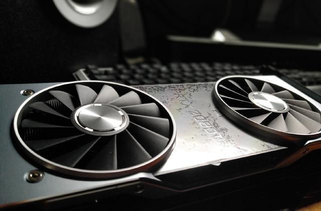 30元入手rtx2080ti公版显卡的包装盒 网友评论一针见血