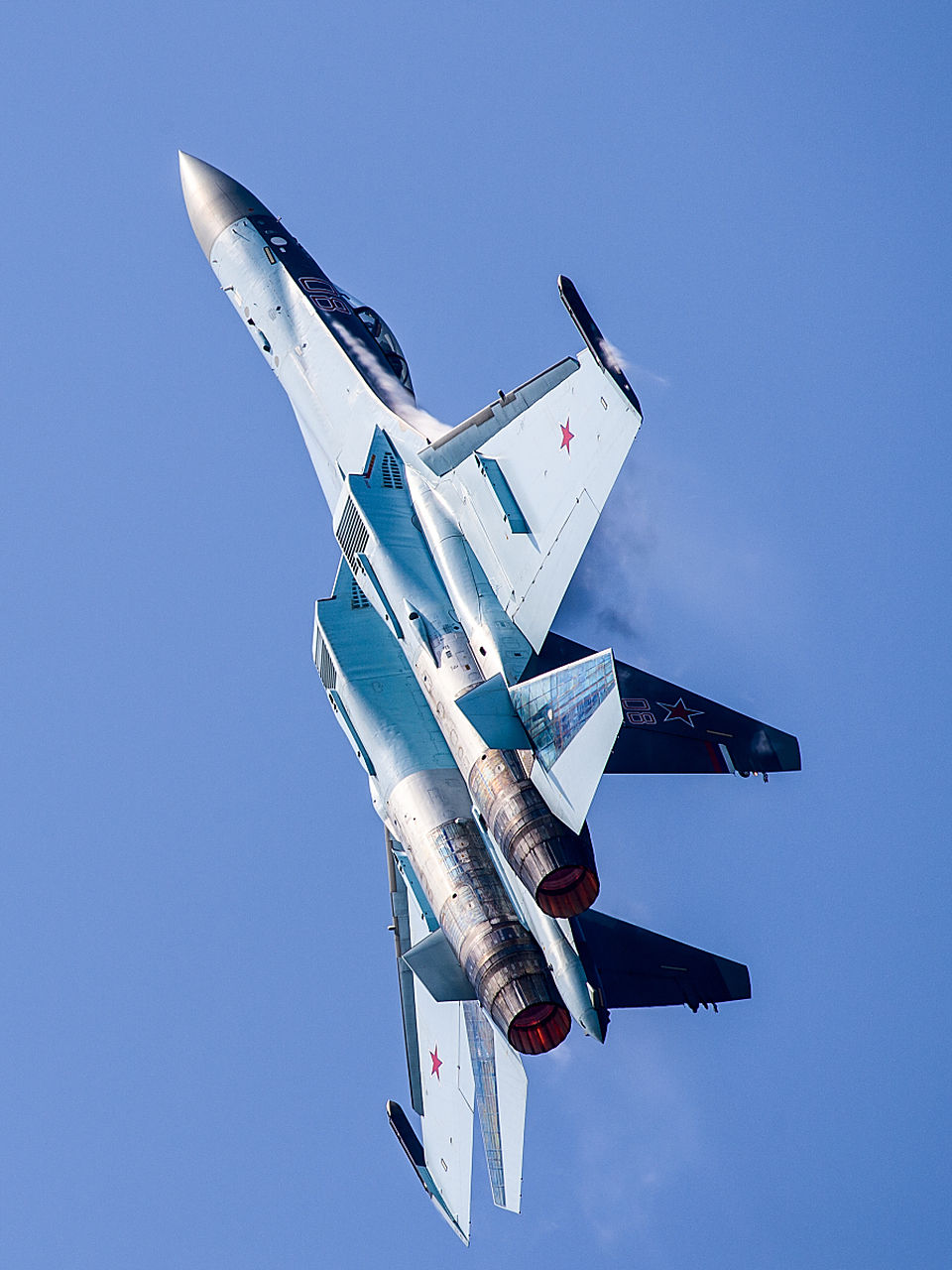 4架飞机分别是1架苏-35,1架苏-34战斗机和2架米-8直升机,坠毁位置在