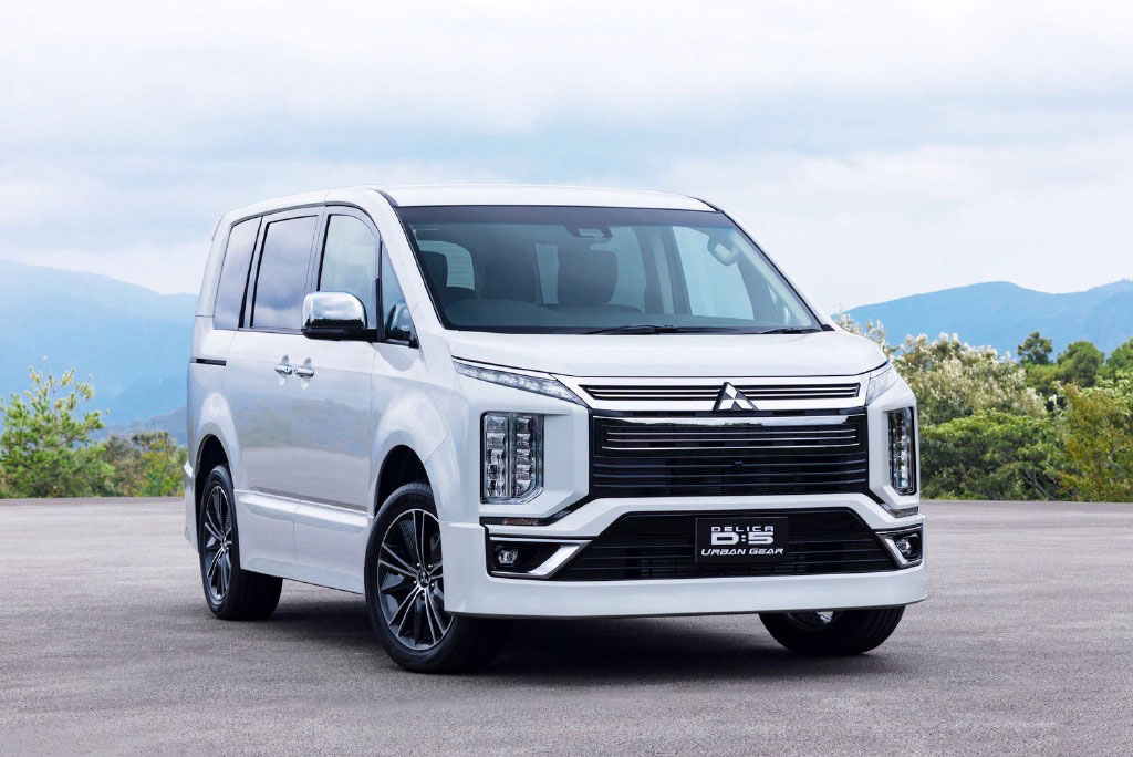 三菱delica作为一款带四驱系统的面包车型,这款车在很多人的心目中