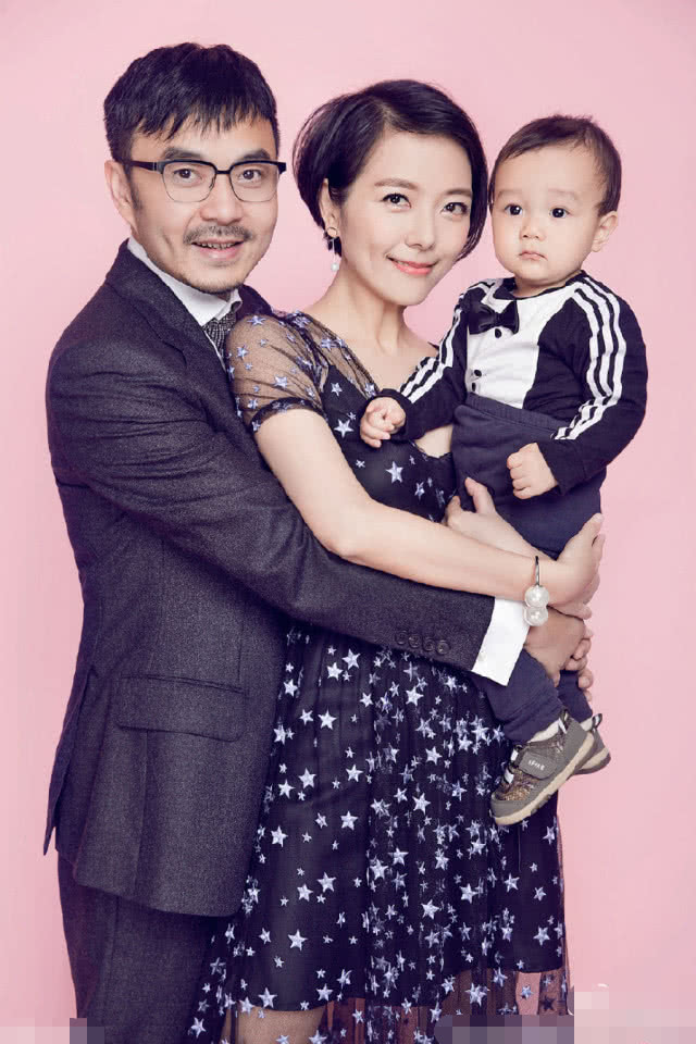 她是汪涵前妻,当年助老公成为主持人,离婚后选择这样的人生