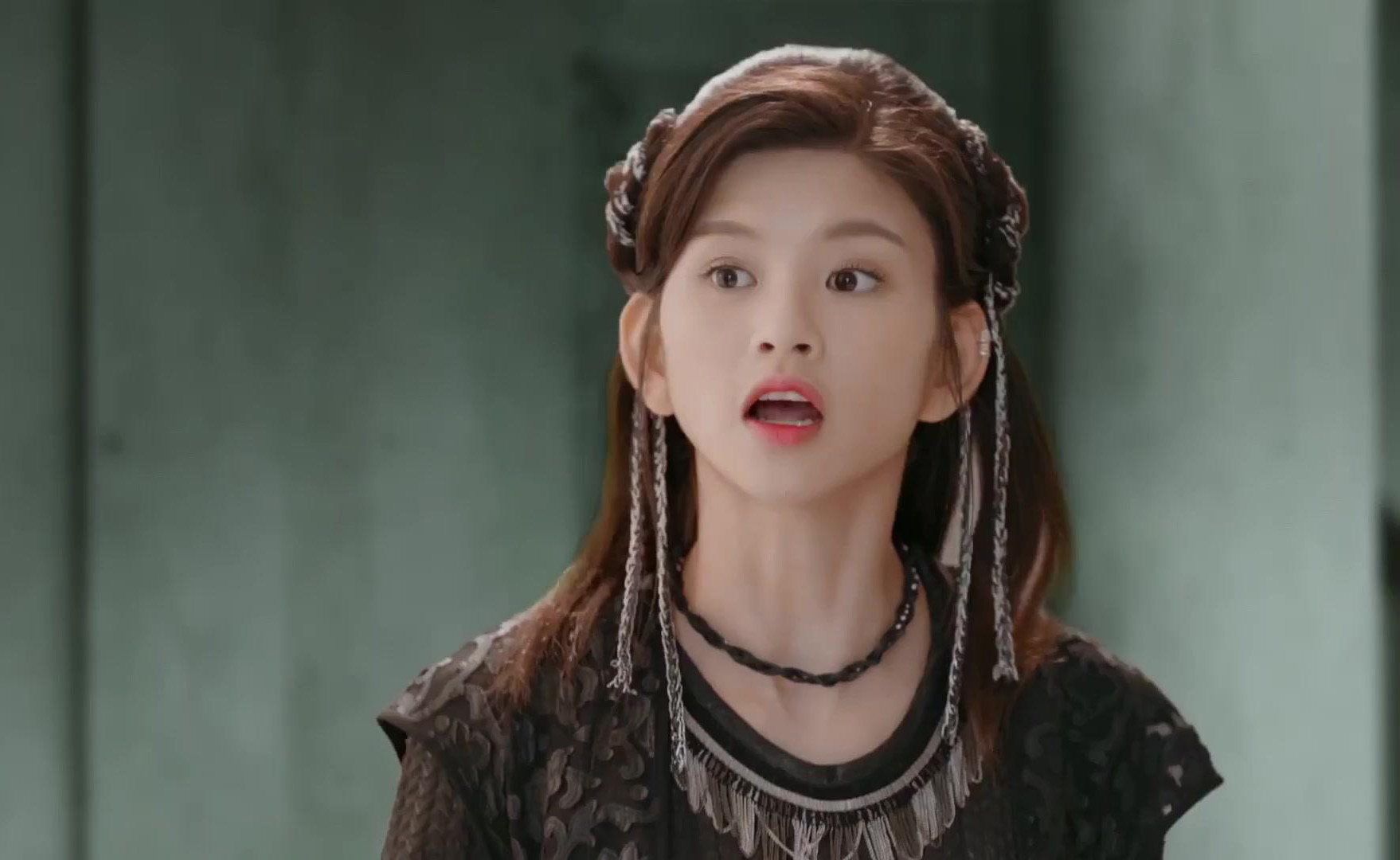 十位女星扮演"龙族公主",陶虹和袁洁莹经典,最后一位才5岁