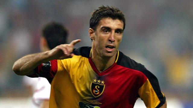 从国家英雄到流亡逃犯,跌落凡间的土耳其神锋哈坎-苏克