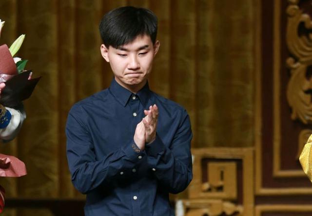 德云社:郭德纲徒弟都是于谦的义子,只有他例外,难怪那么受宠