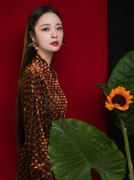 美女主持人李莎旻子的微博写真照,每一张我都认真看了十遍!