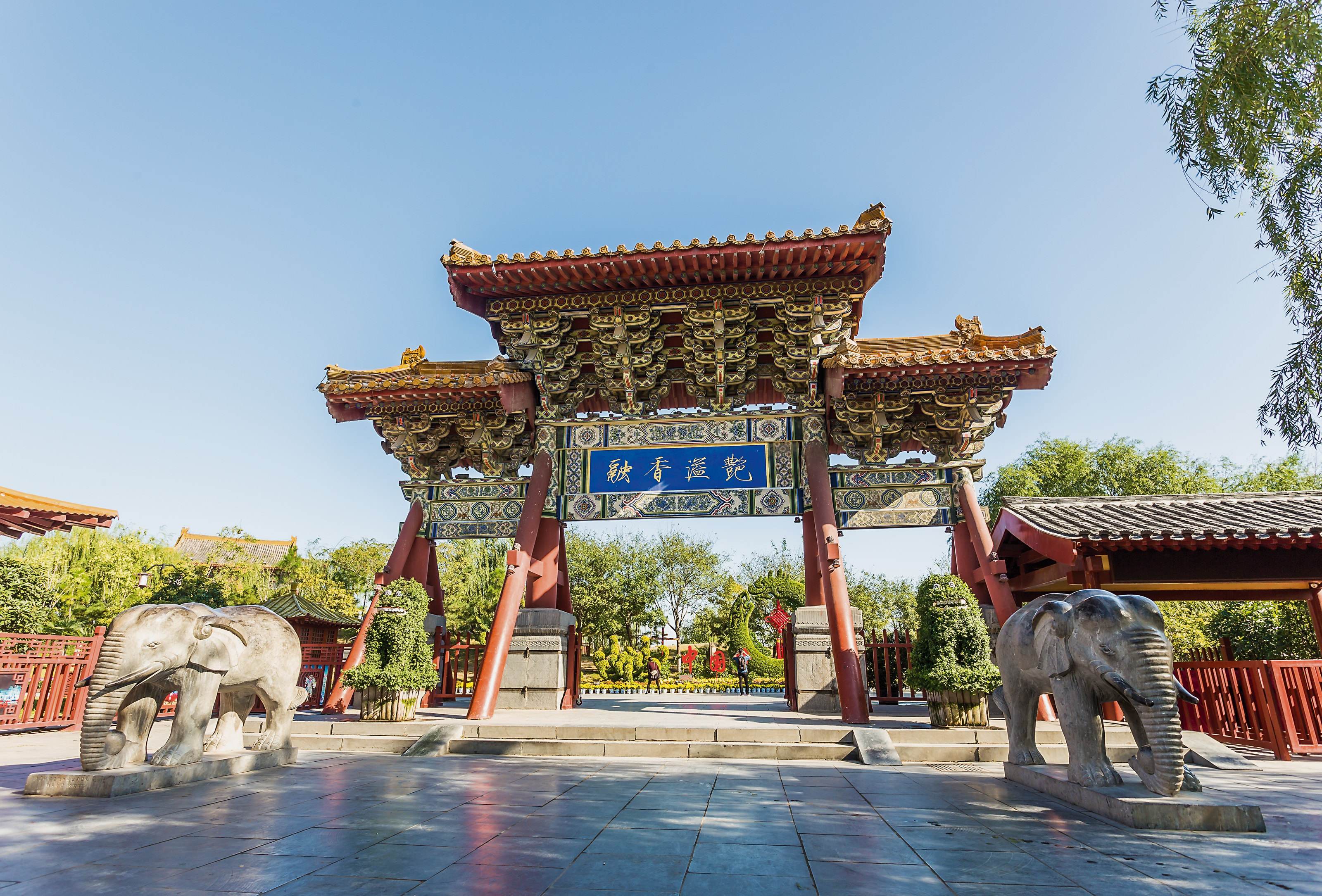 中国四大书院之一的嵩阳书院,是古代高等学府,院内建筑古朴雅致