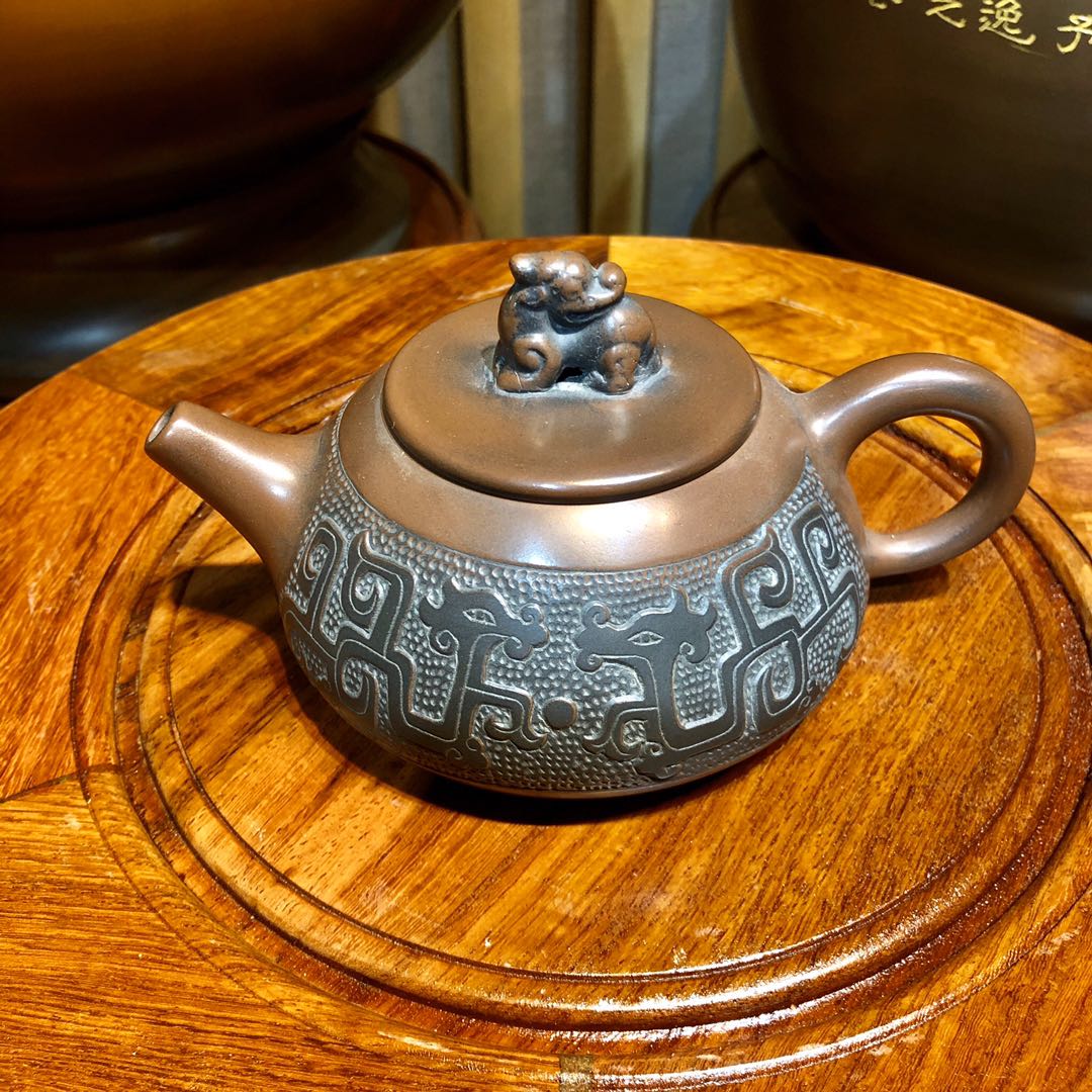 钦州市陶花岛坭兴陶茶壶