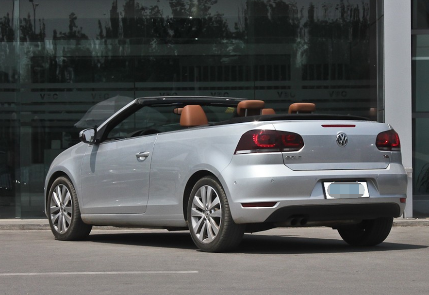 观感十分不错的大众进口 golf敞篷 豪华型的奢华气息