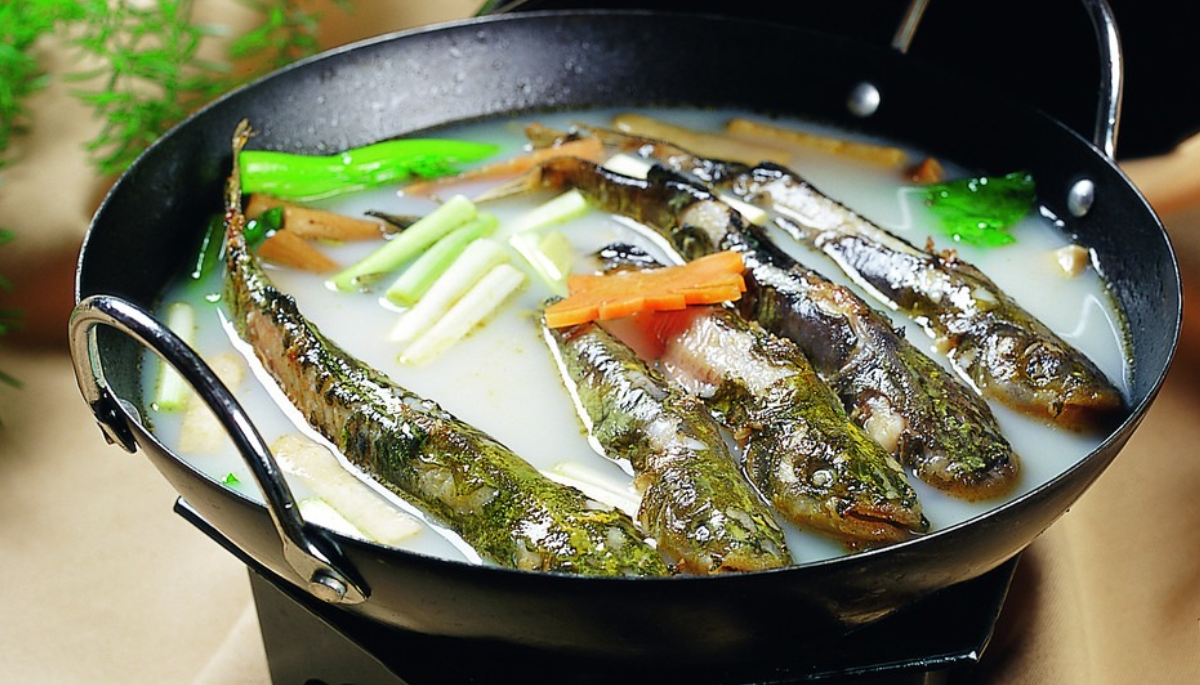 豆酱花仙鱼骨刺少春季多给孩子吃是不错的选择