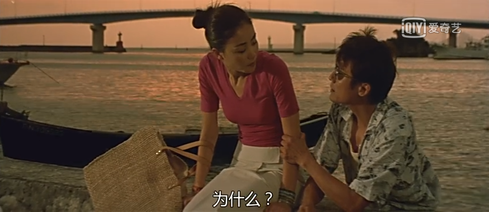 当年黎姿为王菲做配角的电影,海边黎姿泳装一幕美到流鼻血