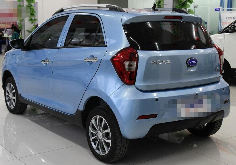 领途汽车-领途e行,外表散发着青春的气息,空间也很大