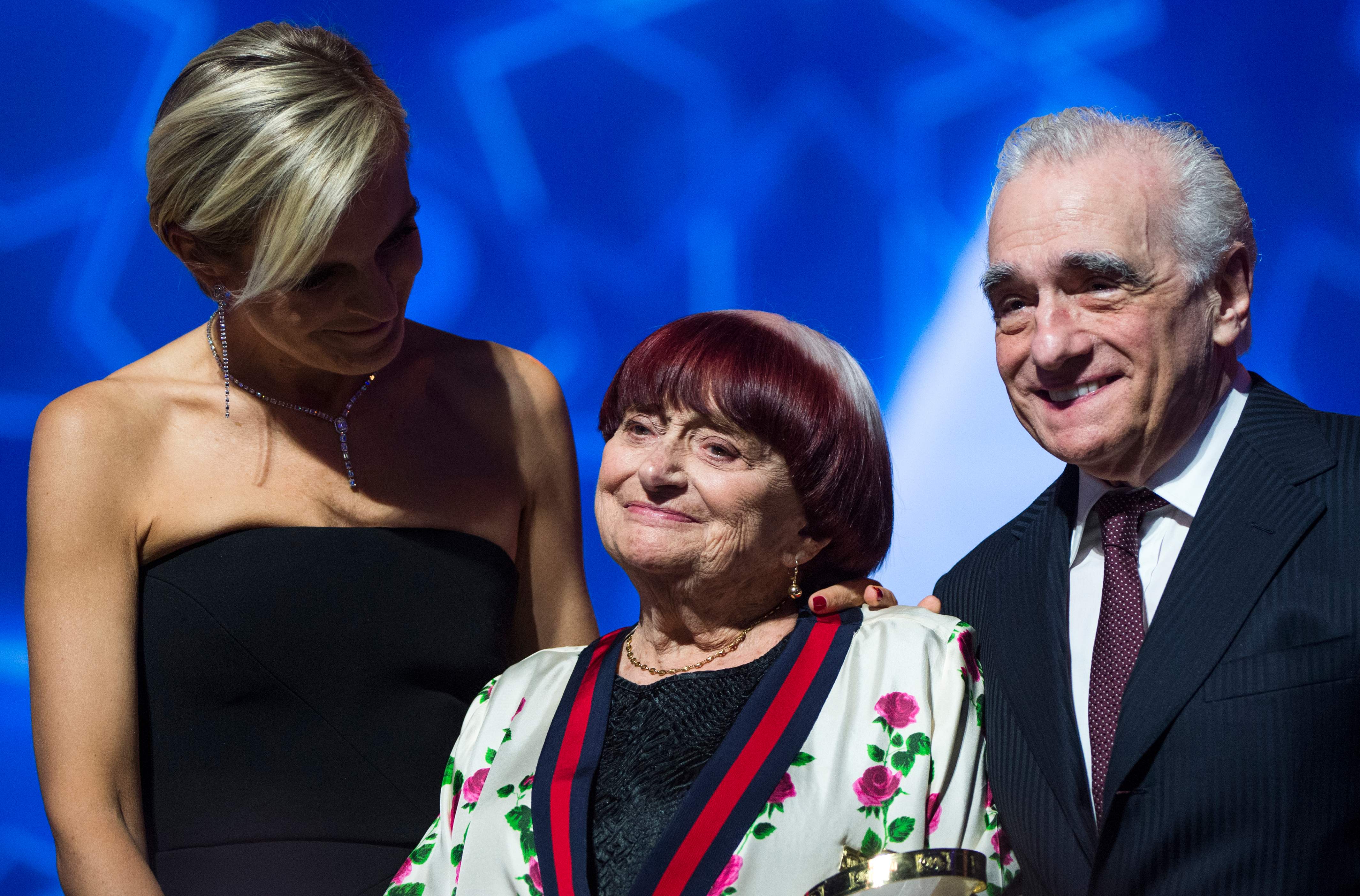 (3)第17届马拉喀什国际电影节在摩洛哥举行