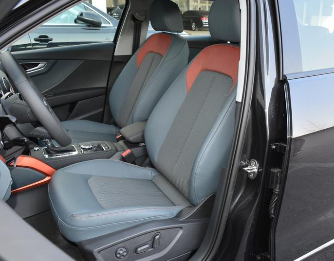 一汽奥迪-奥迪q2l,超大空间,居家,商务的性价比之王