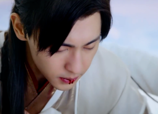 电视剧中男星吐血戏,图1画面很完美,看到最后一位原谅我笑出声