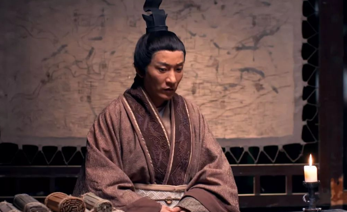 喜欢结交豪杰 刘演性格刚毅勇武 可是还是避免不了悲剧的下场