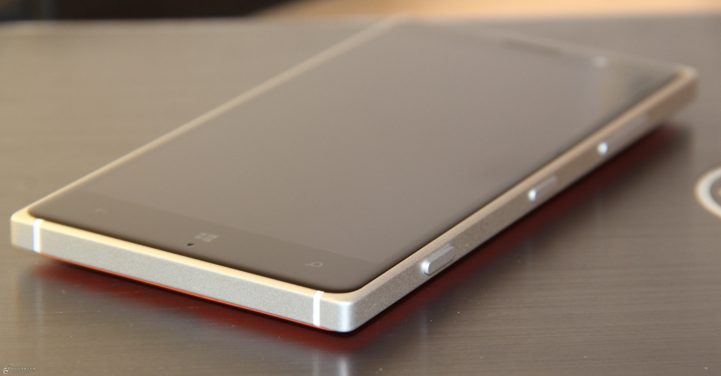 百度数码好物种草节##百度种草狂欢节#lumia830是一款定位中端手机