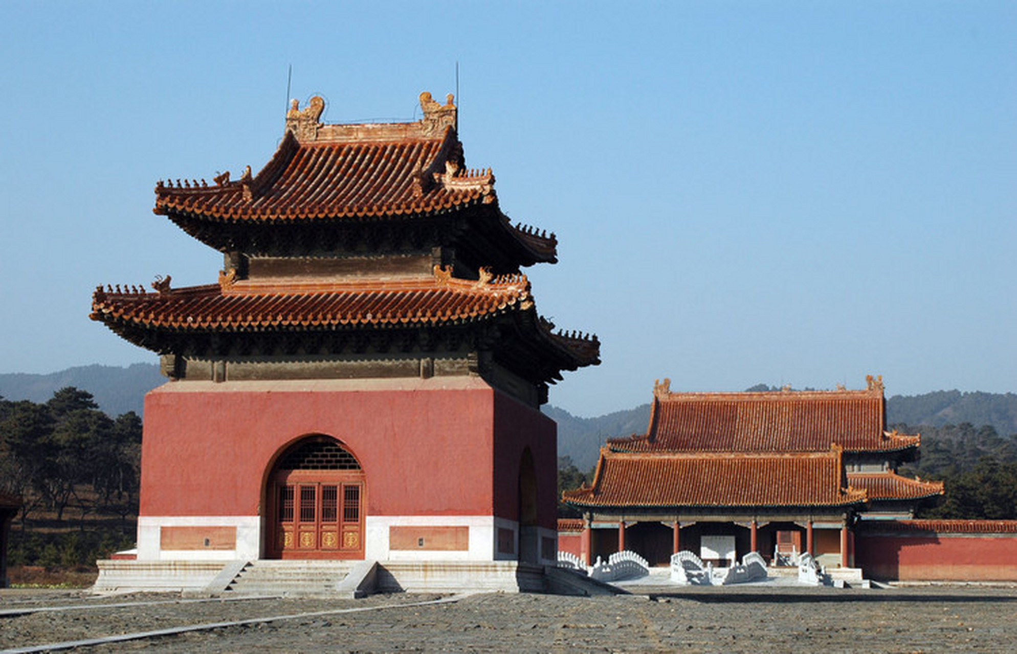 奇葩冷知识#【历史冷知识】康熙的景陵埋着很多女人,其中光皇后就 44