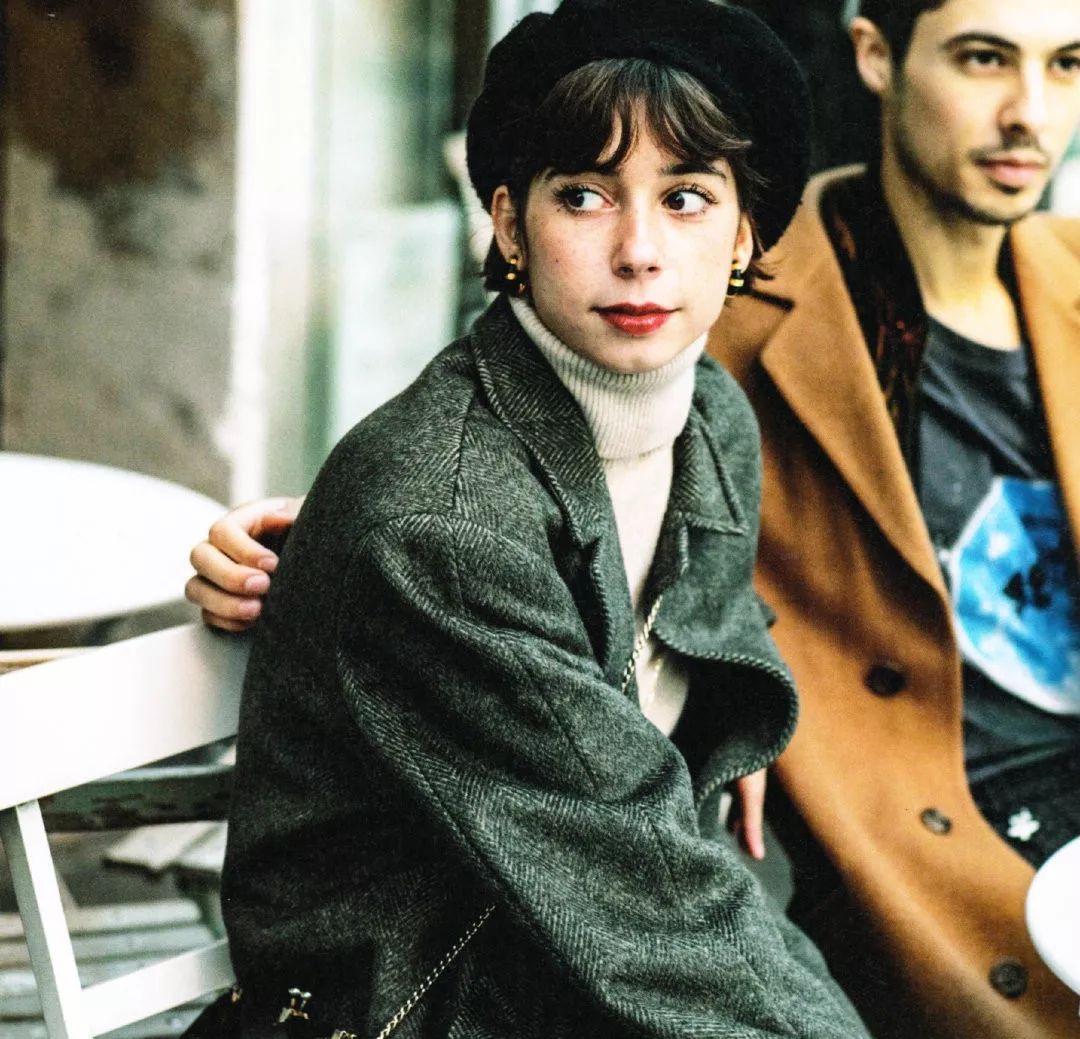 穿西装留短发的boyish风格女孩,可比那些背着lv的假名媛强多了!