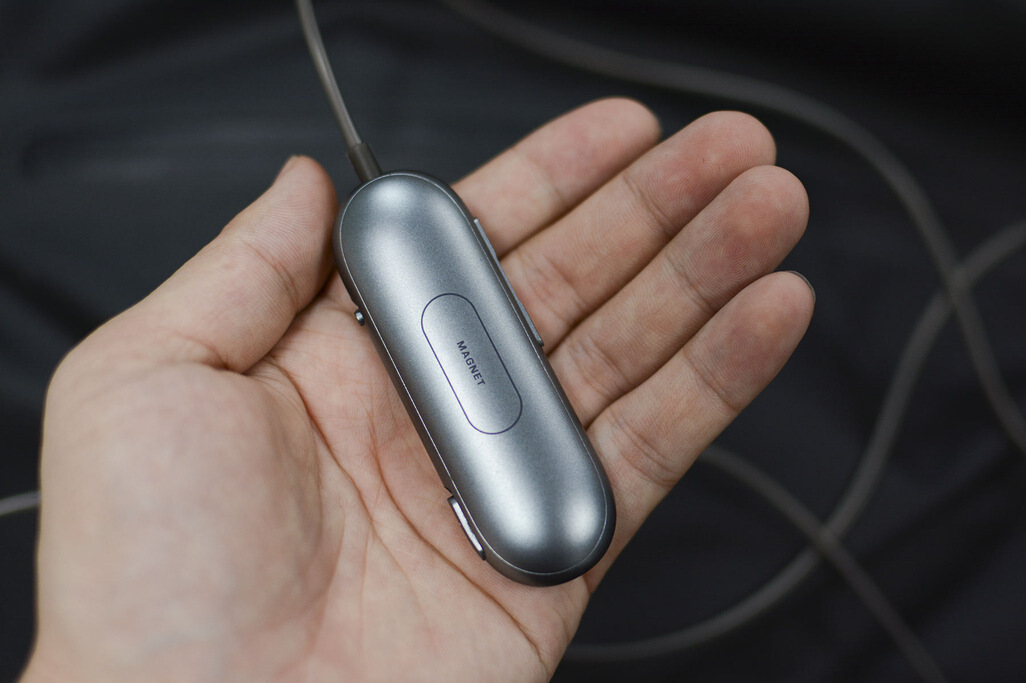 夜空中闪亮的boy?魅族halo激光蓝牙耳机"潮"体验