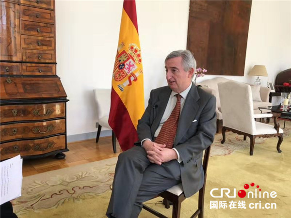 西班牙驻华大使:政府工作报告体现出中国坚持改革开放的决心