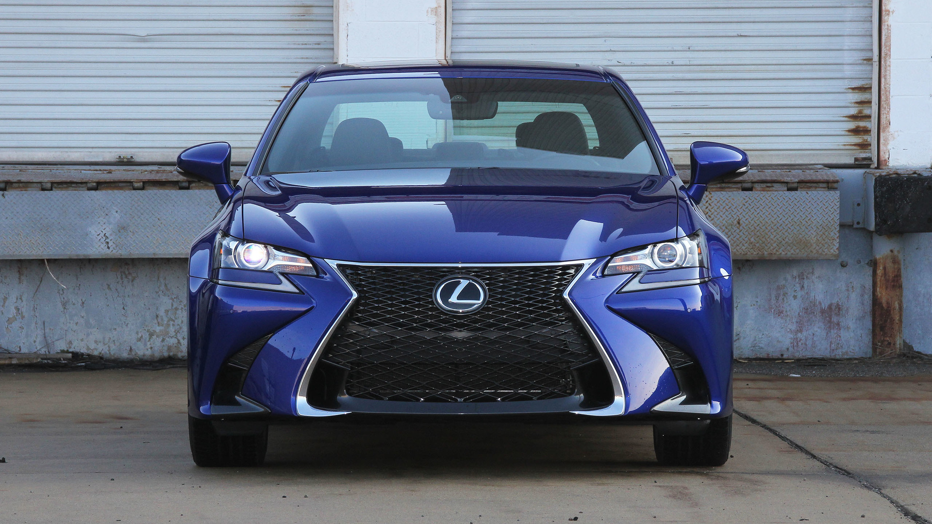 雷克萨斯gs是一款主打金领级汽车市场的中型豪华轿车,自1993年开始,为