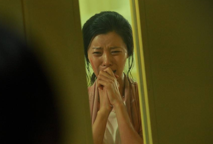 生活不易,女人的崩溃都是不动声色,只有经历过的人才懂
