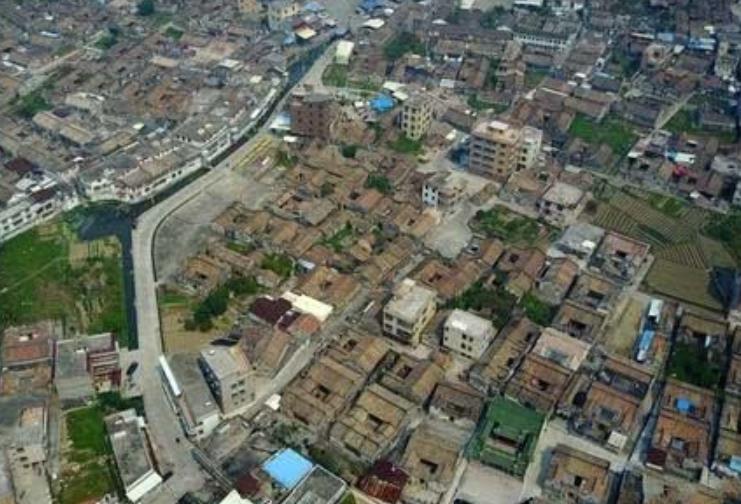 中国人口第一村,全村人口超过20万,并且全村只有一个姓!