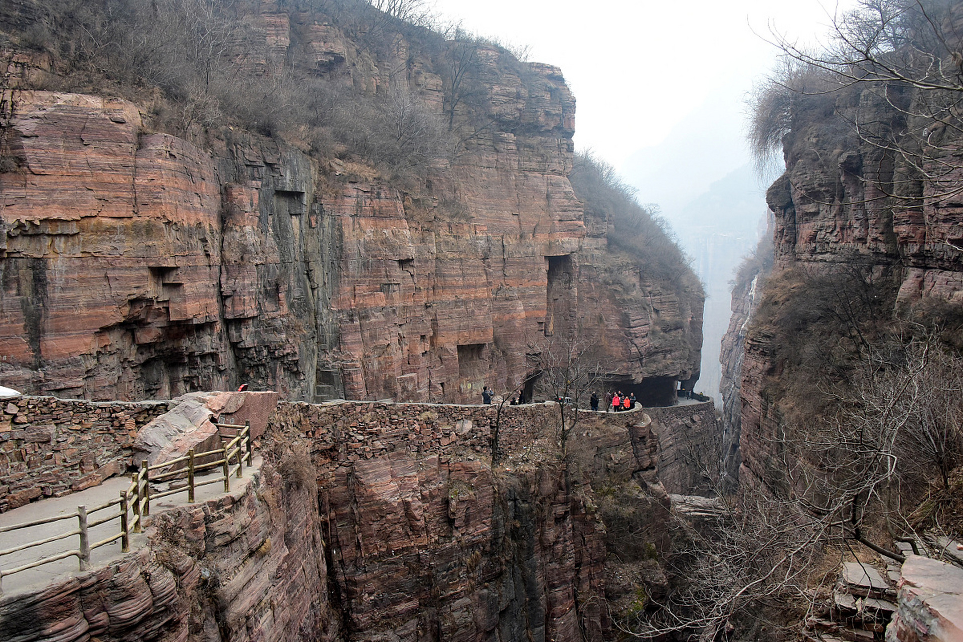 太行山八泉峡风景区位于中国河南省西北部的太行山南麓,是一个以山水