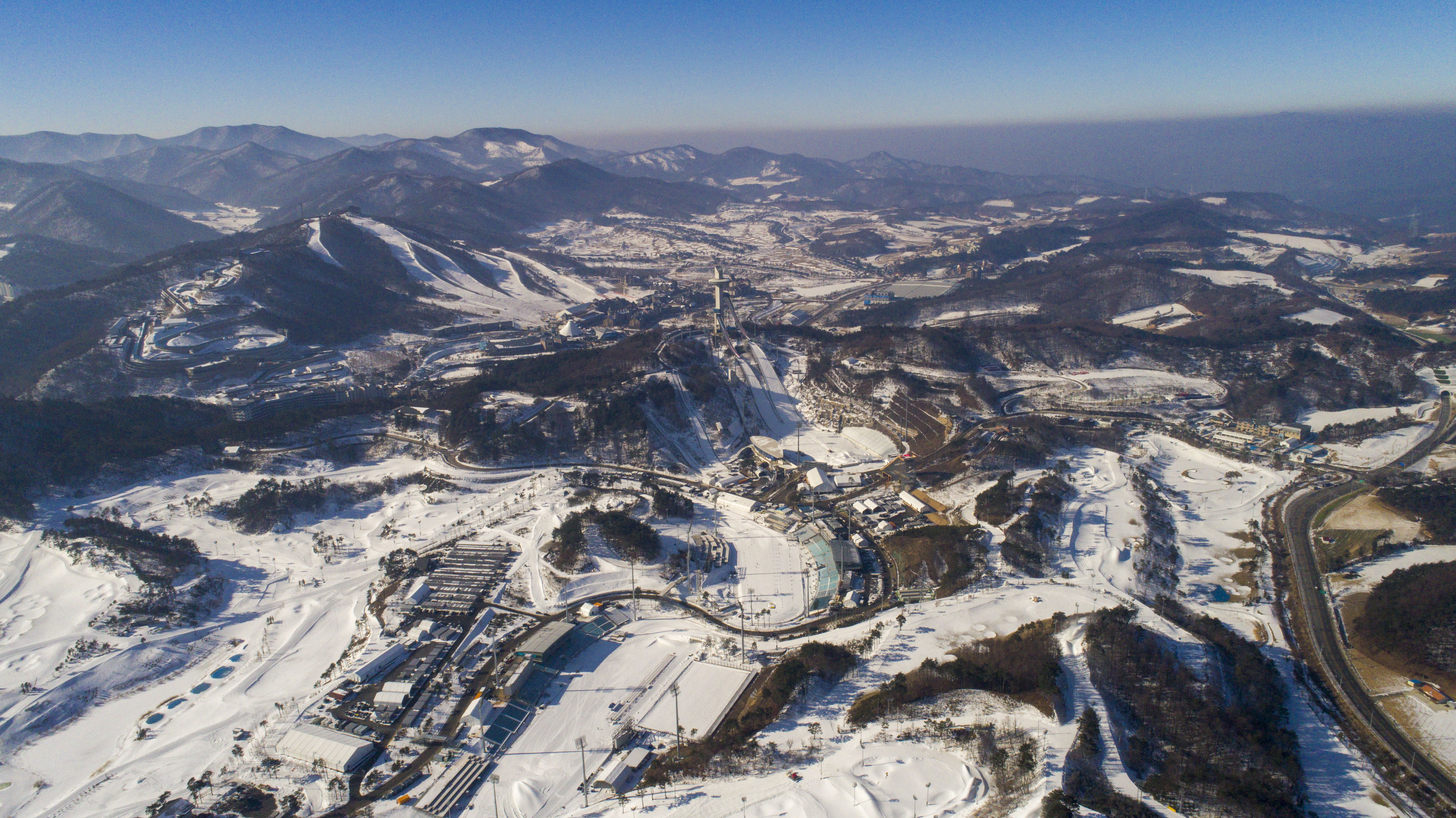 平昌冬奥会主场馆图片