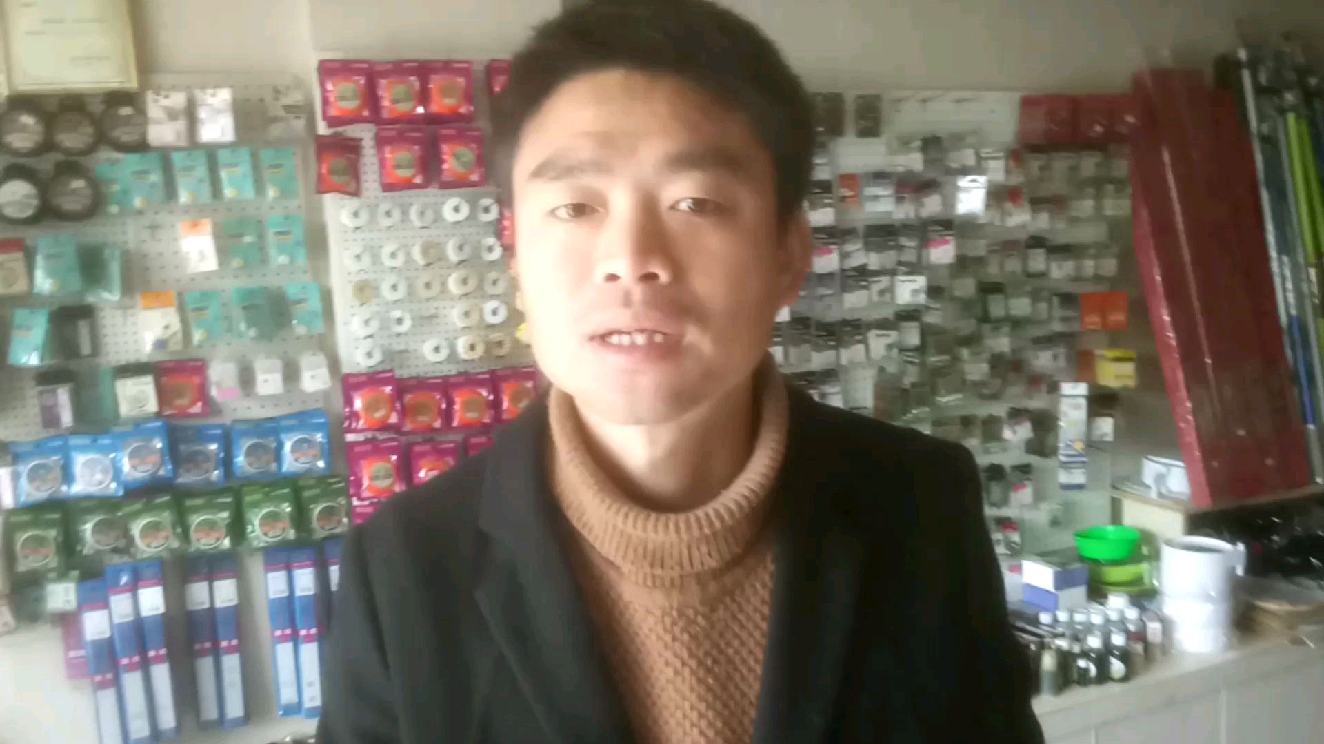 渔具店老板告诉你怎么挑选鱼竿