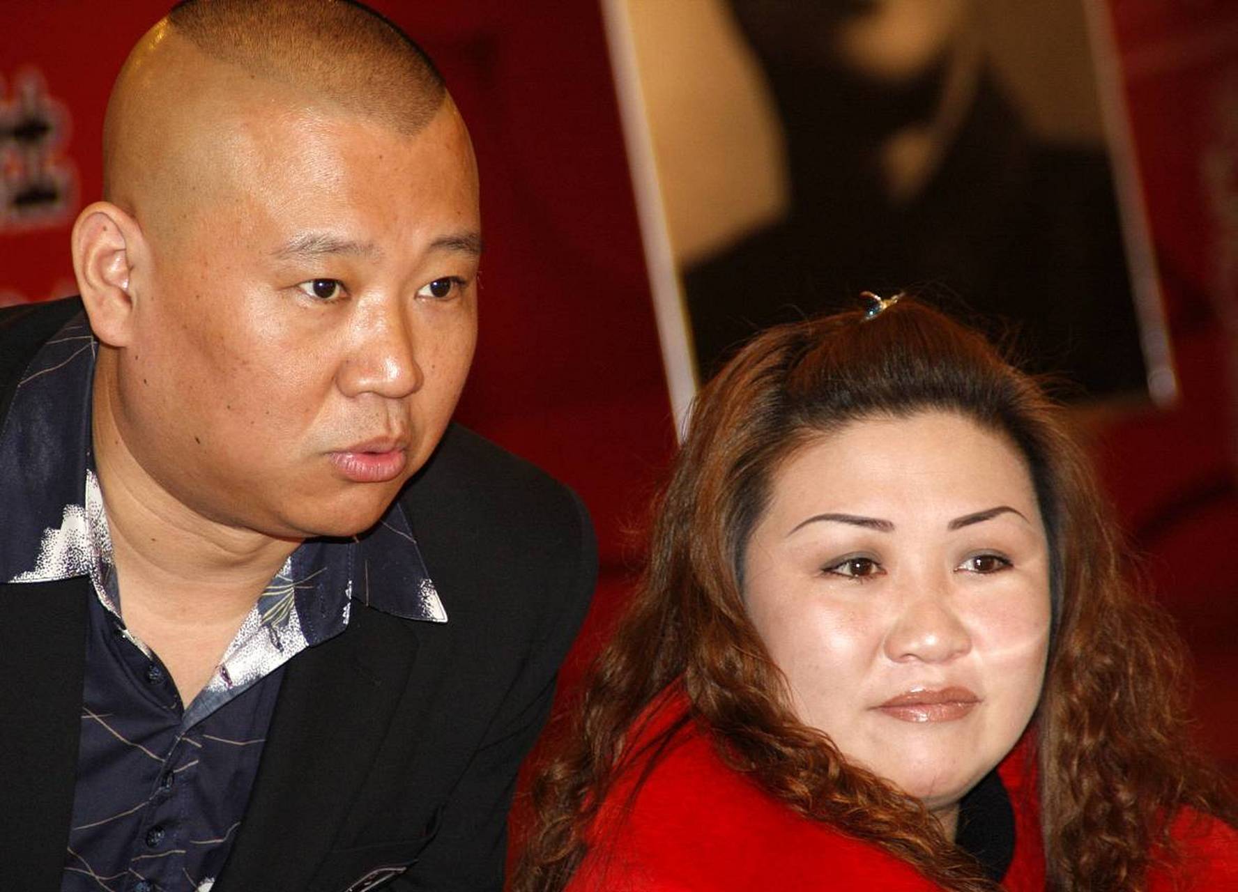 郭德纲的第一任妻子胡中惠,两人因感情问题而离婚.