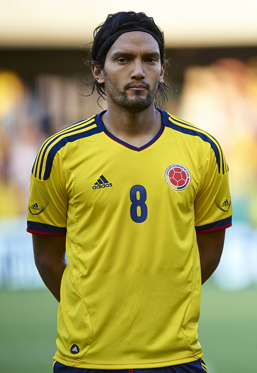 罗马里奥,出生于巴西里约热内卢,前巴西足球运动员,司职前锋.  1️