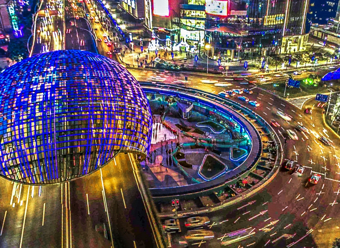 点评上海五角场商业区彩蛋升级工程:重点不是夜晚灯光,而是白天