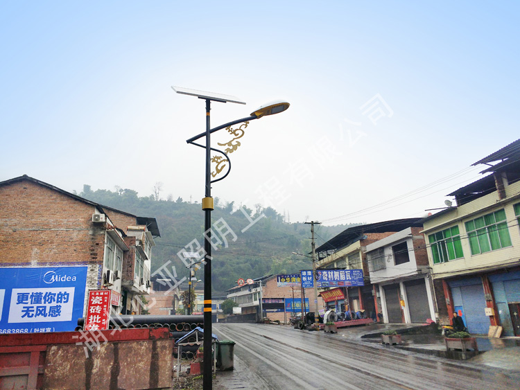 普通路灯怎么才能改造成太阳能路灯? 普通路灯怎么才能改造成太阳能路灯?