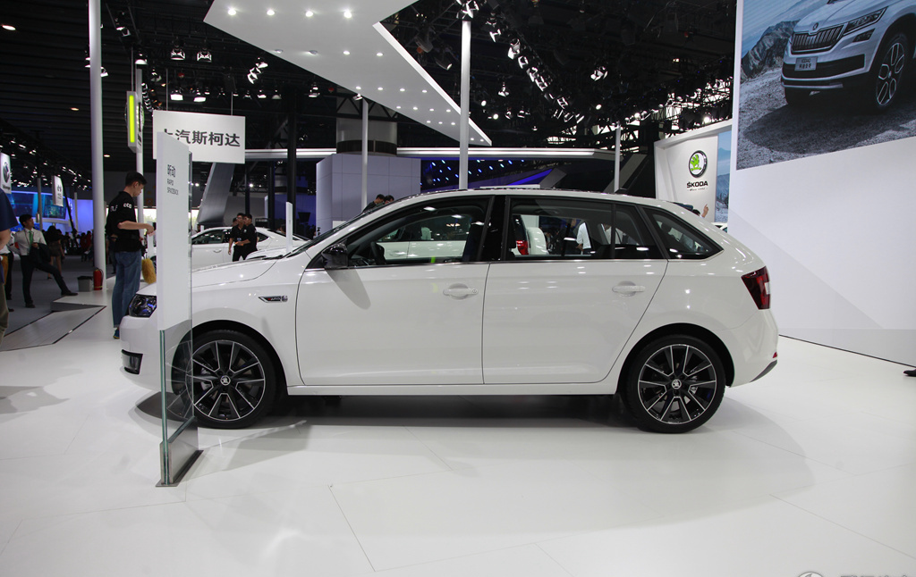 带大家领略一款斯柯达昕动的外观