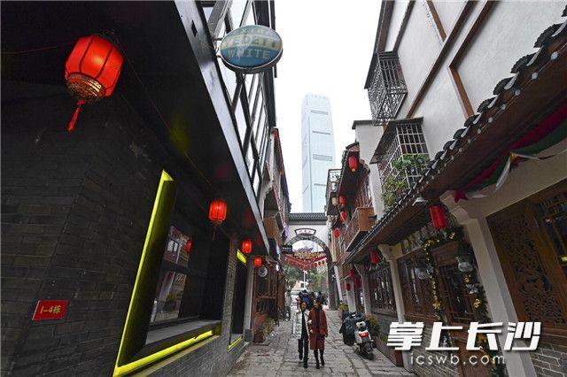 长沙化龙池古街焕然一新 开门迎客