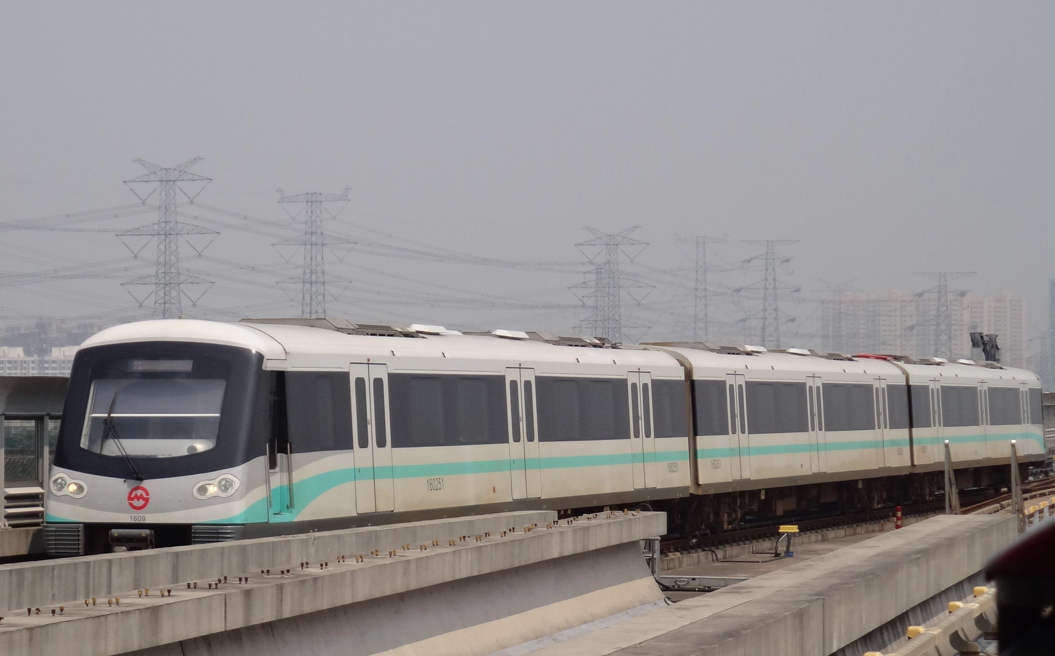 中国轨道交通节数最少的列车:上海轨道交通16号线只有三节