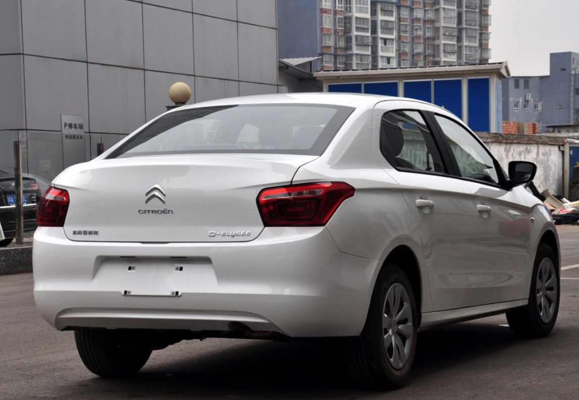 走进雪铁龙爱丽舍的精致外观