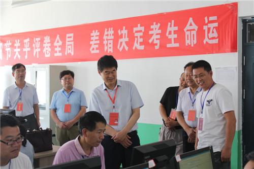 郸城:刘现营带队慰问中考评卷教师