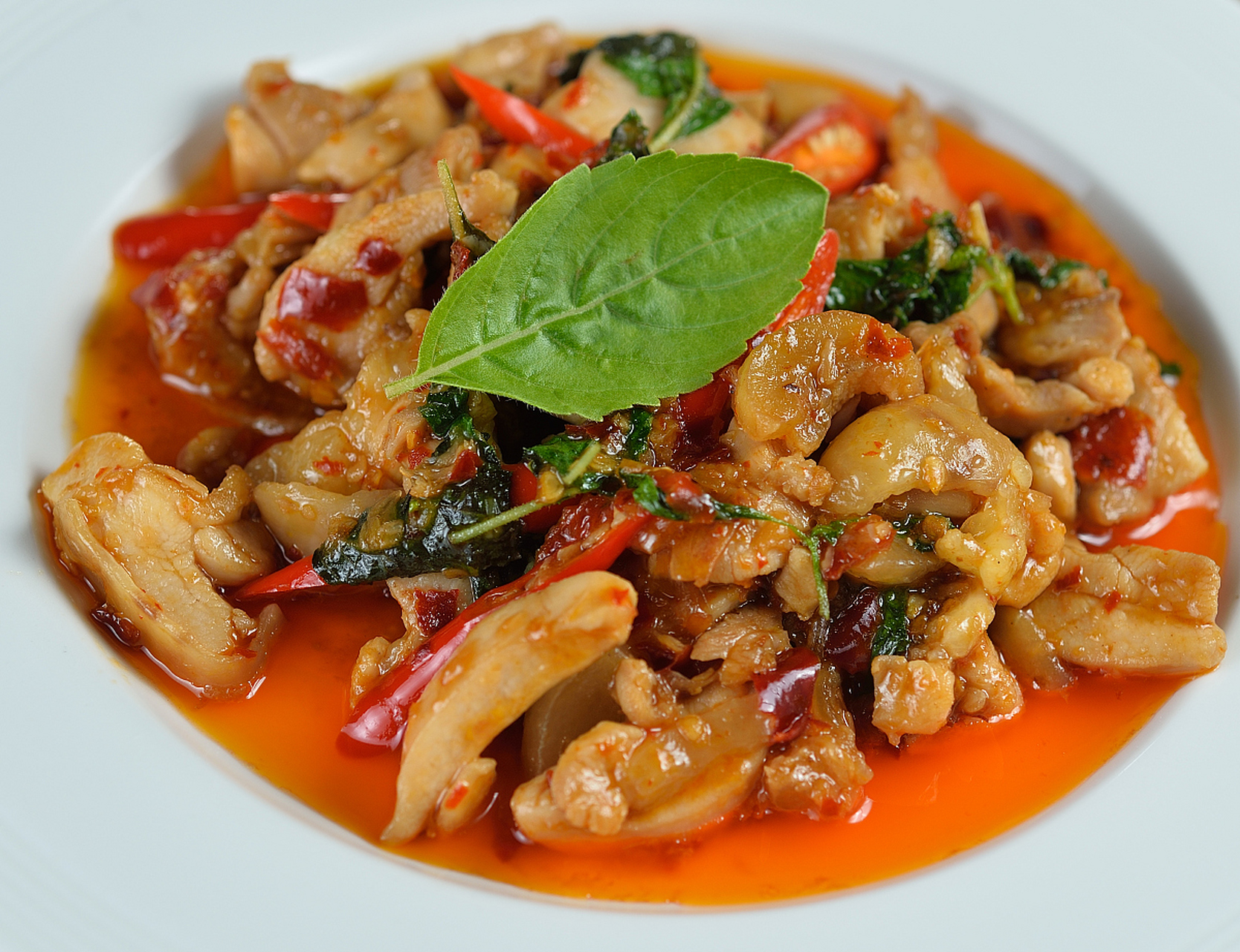 爆炒田鸡#百家新收益# 是一道以田鸡为主要食材,口感鲜美,香辣可口的