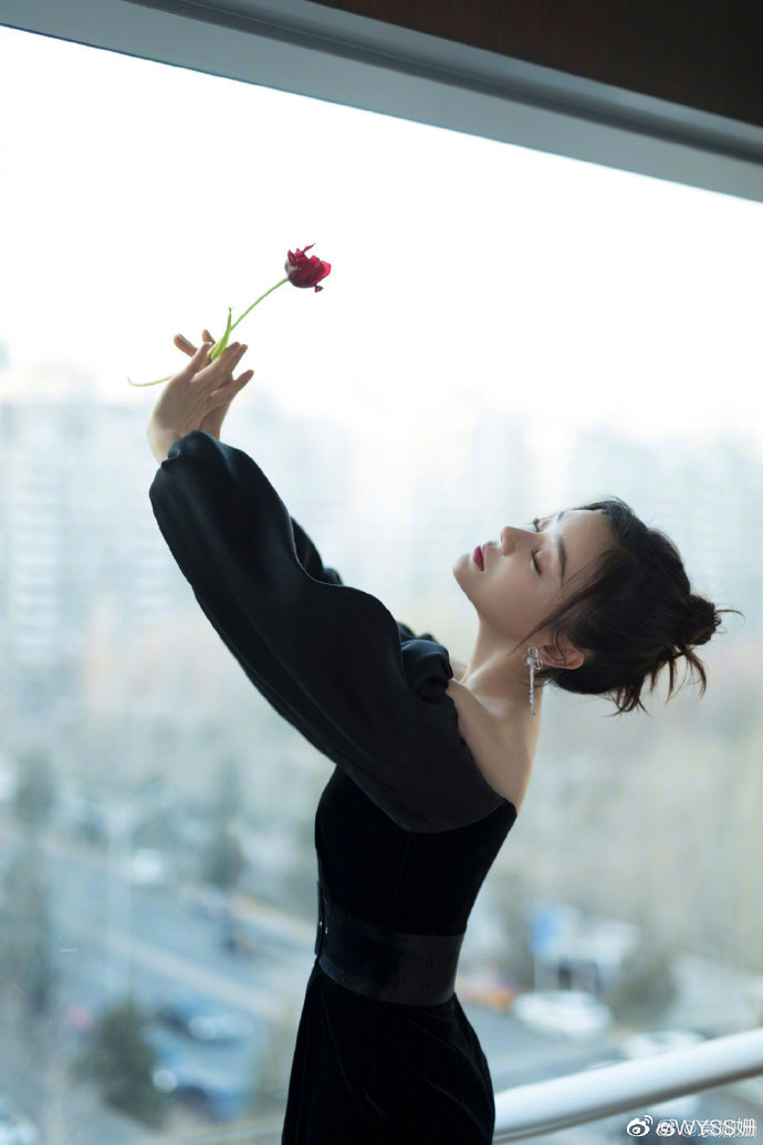 九次 抱抱一个 你姗搂了我一次 to签一枚 给了两次信 迎来陪伴@袁姗姗