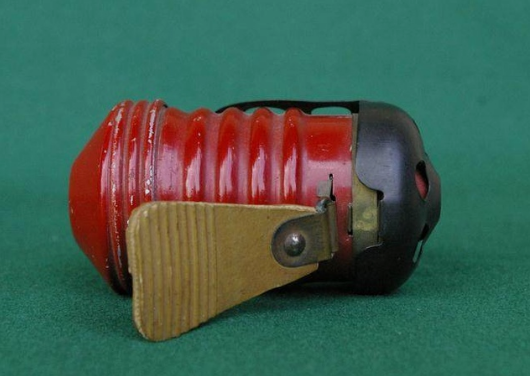 国产晋造手榴弹.