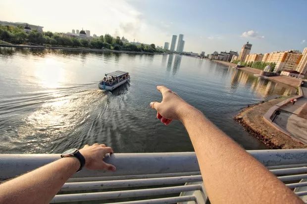 「国际博览」摄影师 timur zhansultanov:第一视角的游戏