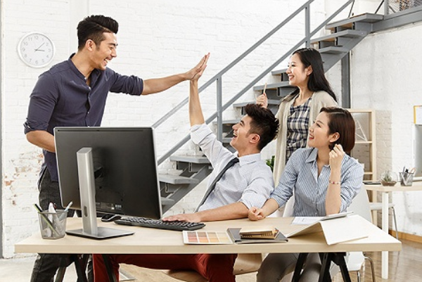 为什么说互联网更适合年轻人创业?其中4大奥秘,让你意想不到!