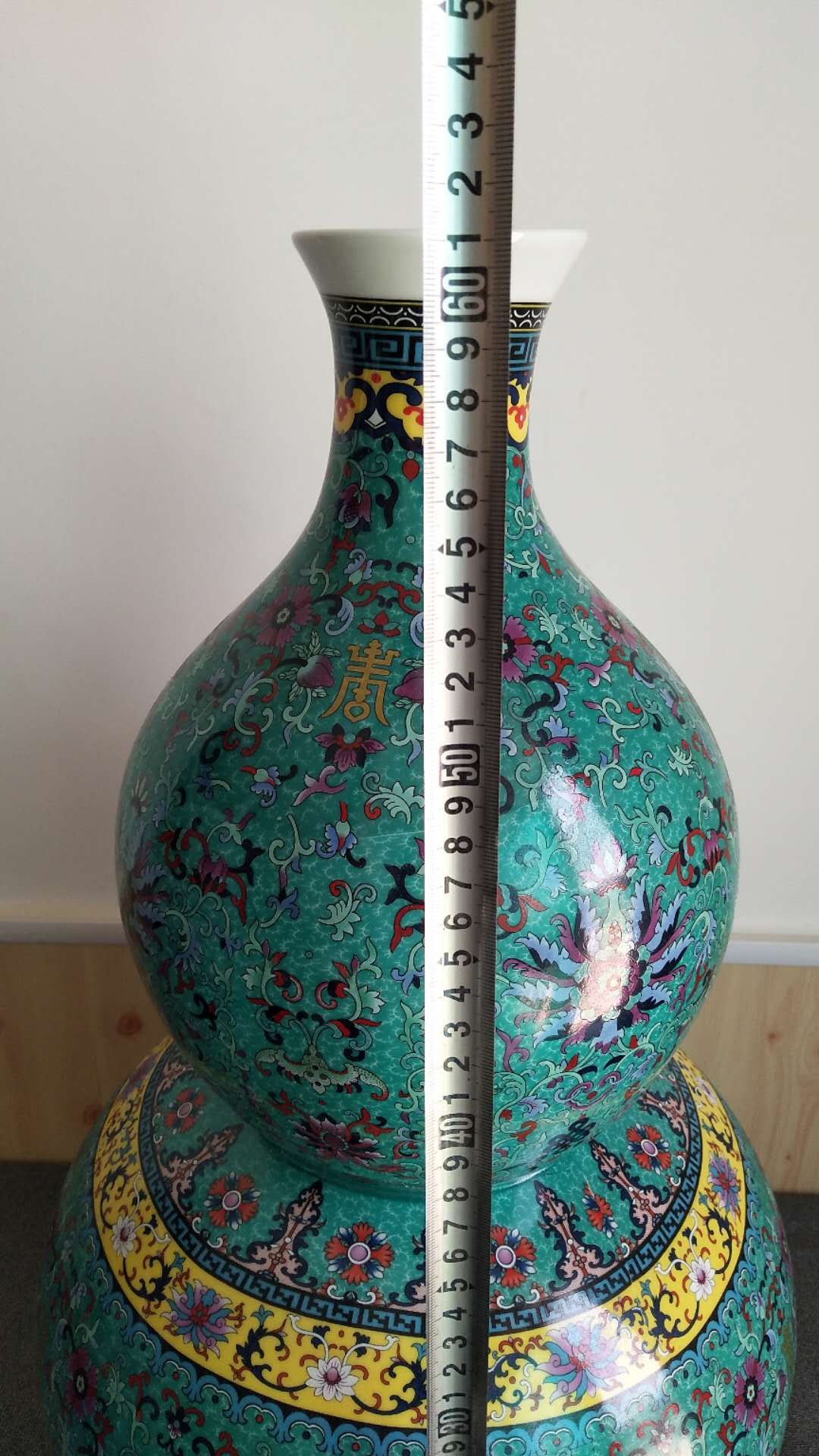 大清乾隆年,豆青色福寿葫芦,就这一只,各位藏友给鉴赏一番如何