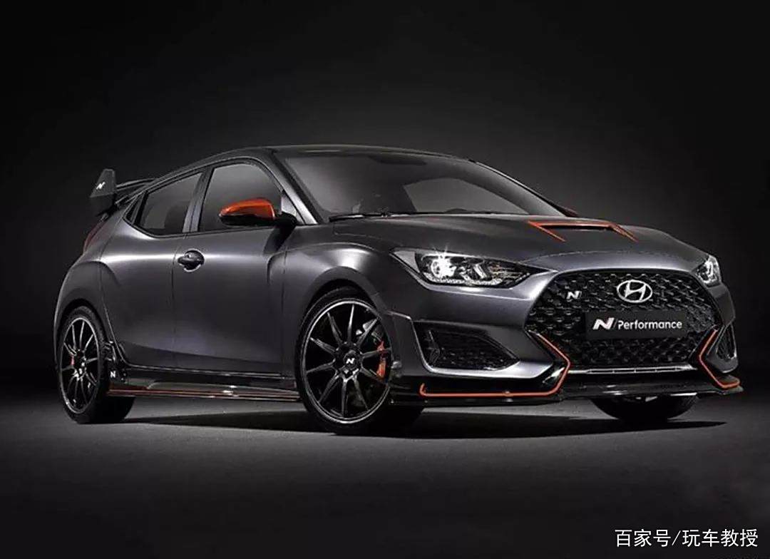 「新闻」3.9L双增压+三台电机,刚刚这台神车国内首发! 「新闻」3.9L双增压+三台电机,刚刚这台神车国内首发!