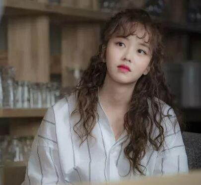 韩剧女星迷上泡面头,到底谁的颜值能撑起这个发型?